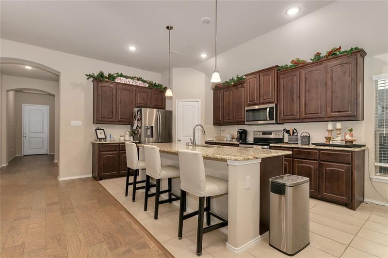 120 Cheryl Drive, Keene TX 76059 - Photo 16