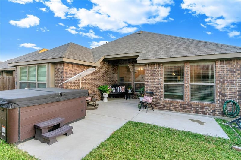 120 Cheryl Drive, Keene TX 76059 - Photo 5