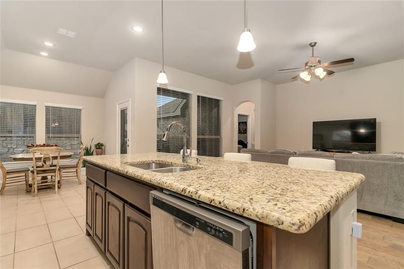 120 Cheryl Drive, Keene TX 76059 - Photo 19