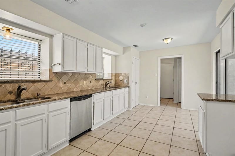 5118 Ledgestone Drive, Fort Worth TX 76132 - Photo 16