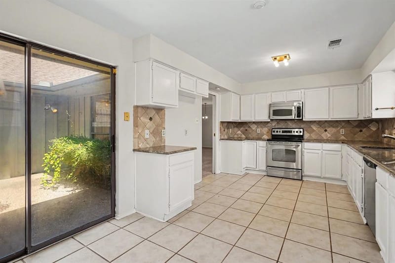 5118 Ledgestone Drive, Fort Worth TX 76132 - Photo 10