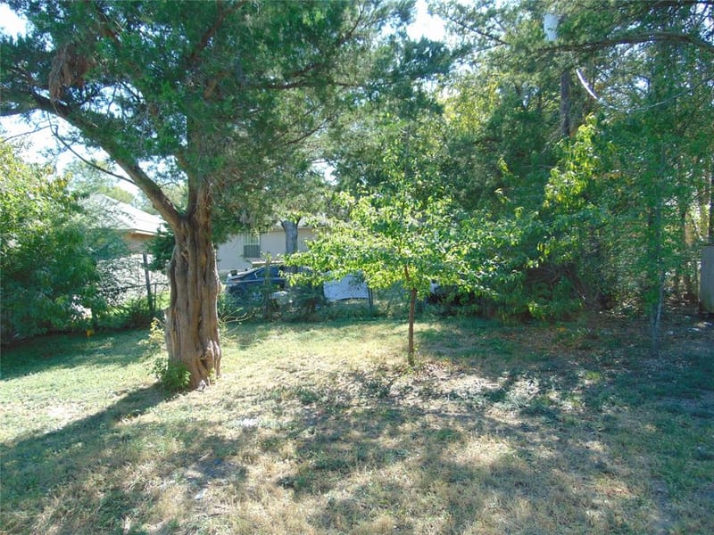 2516 Fatima Avenue, Dallas TX 75241 - Photo 13