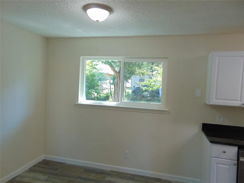 2516 Fatima Avenue, Dallas TX 75241 - Photo 10