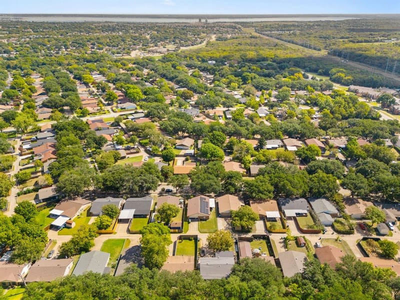 6402 Casa Vista Drive, Garland TX 75043 - Photo 26