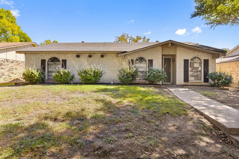 6402 Casa Vista Drive, Garland TX 75043