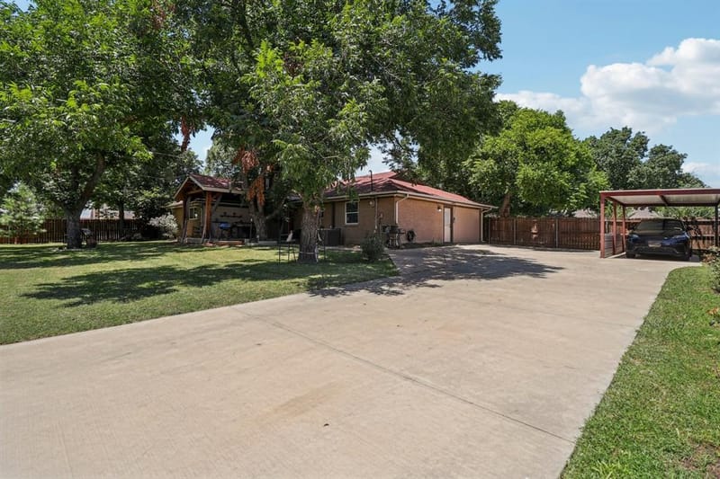 1213 W Tarrant Road, Grand Prairie TX 75050 - Photo 3