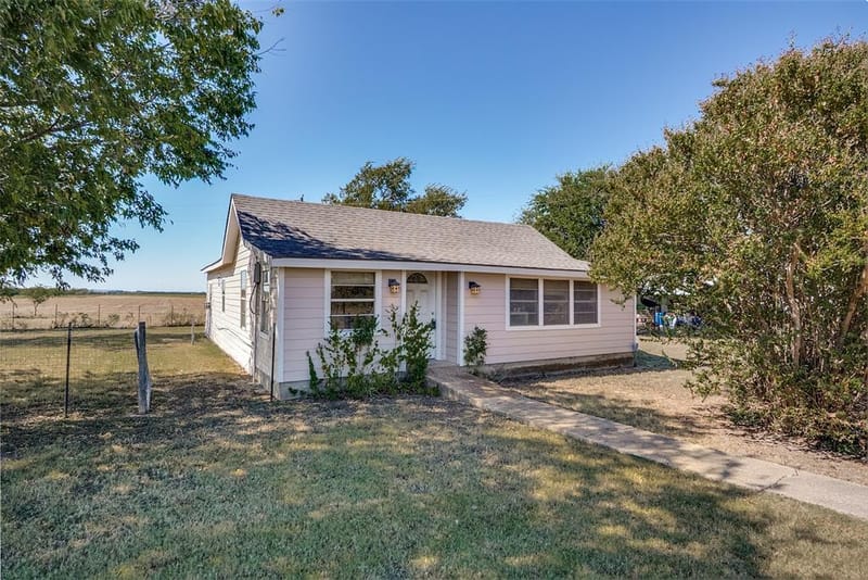 7165 County Road 1232, Godley TX 76044 - Photo 4