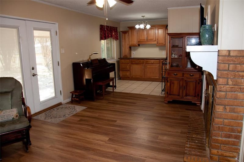 2509 Burnett Drive, Greenville TX 75402 - Photo 24