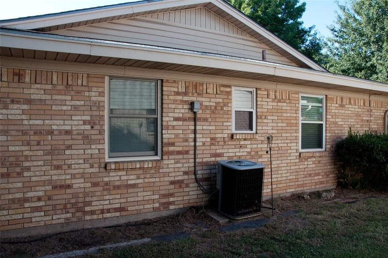 2509 Burnett Drive, Greenville TX 75402 - Photo 37