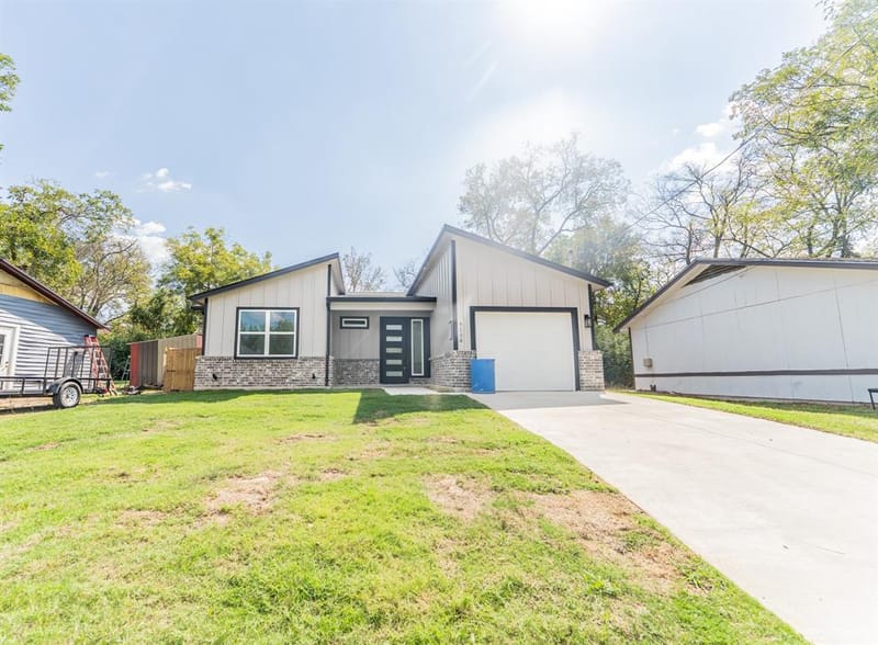 206 Ross Street W, Sulphur Springs TX 75482