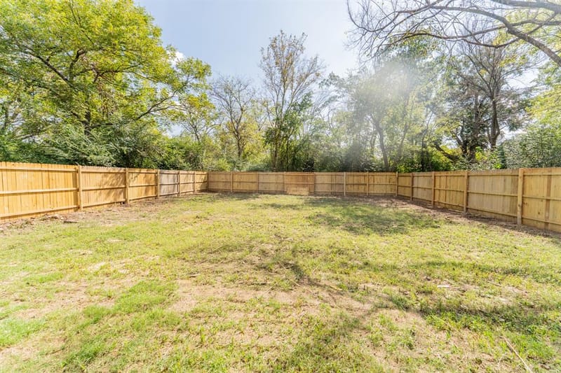206 Ross Street W, Sulphur Springs TX 75482 - Photo 18