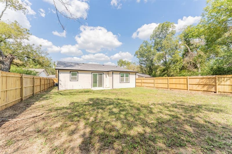 206 Ross Street W, Sulphur Springs TX 75482 - Photo 19