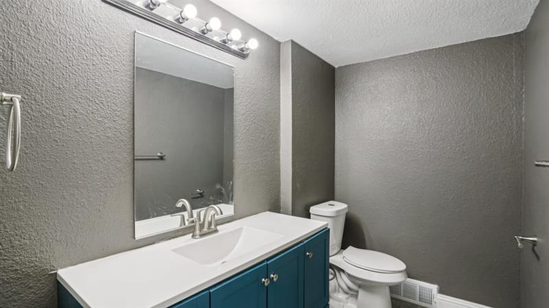 8036 Woodhue Circle, Dallas TX 75228 - Photo 17
