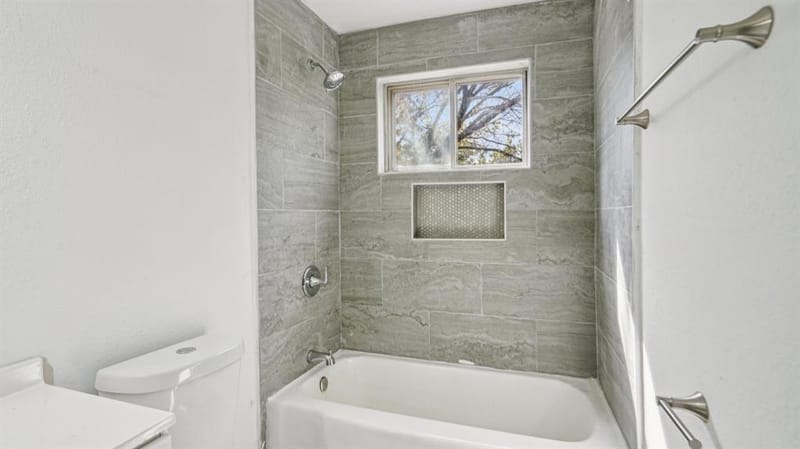 8036 Woodhue Circle, Dallas TX 75228 - Photo 16