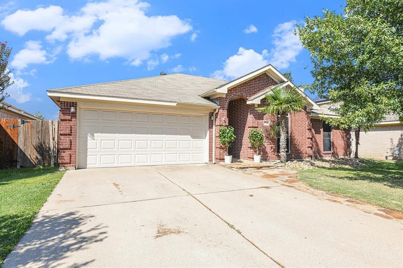7044 Lomo Alto Drive, Fort Worth TX 76132 - Photo 2
