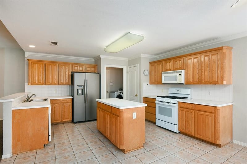7044 Lomo Alto Drive, Fort Worth TX 76132 - Photo 10