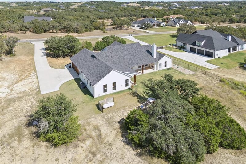 1208 Eagles Bluff Drive, Weatherford TX 76087 - Photo 34