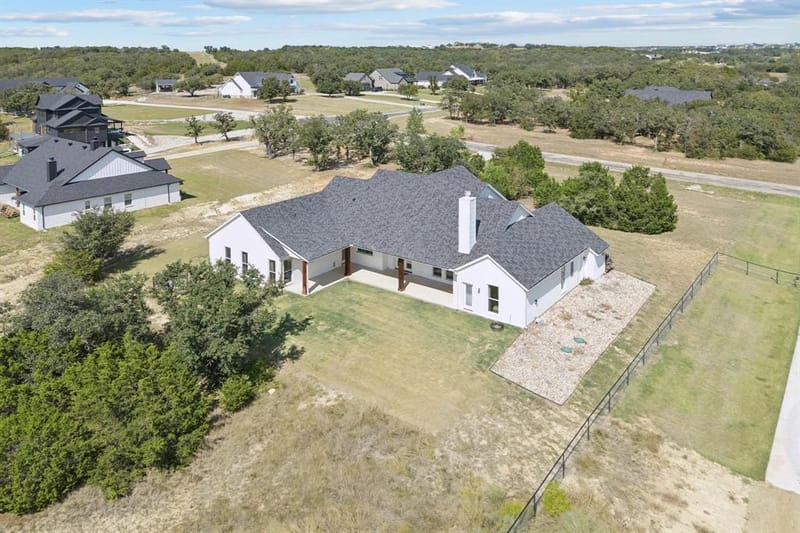 1208 Eagles Bluff Drive, Weatherford TX 76087 - Photo 35