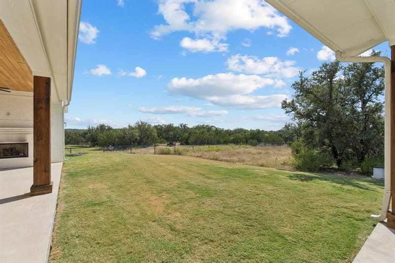 1208 Eagles Bluff Drive, Weatherford TX 76087 - Photo 31