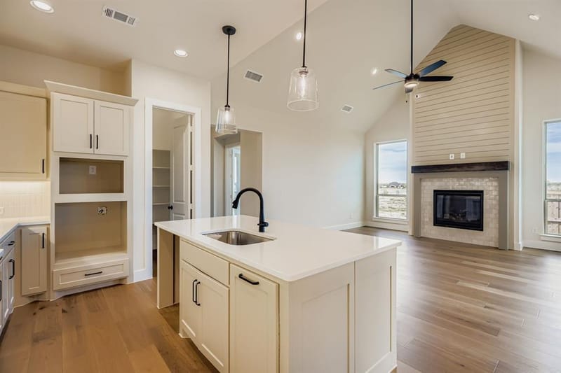 4408 Lamplights Drive, Celina TX 75078 - Photo 11
