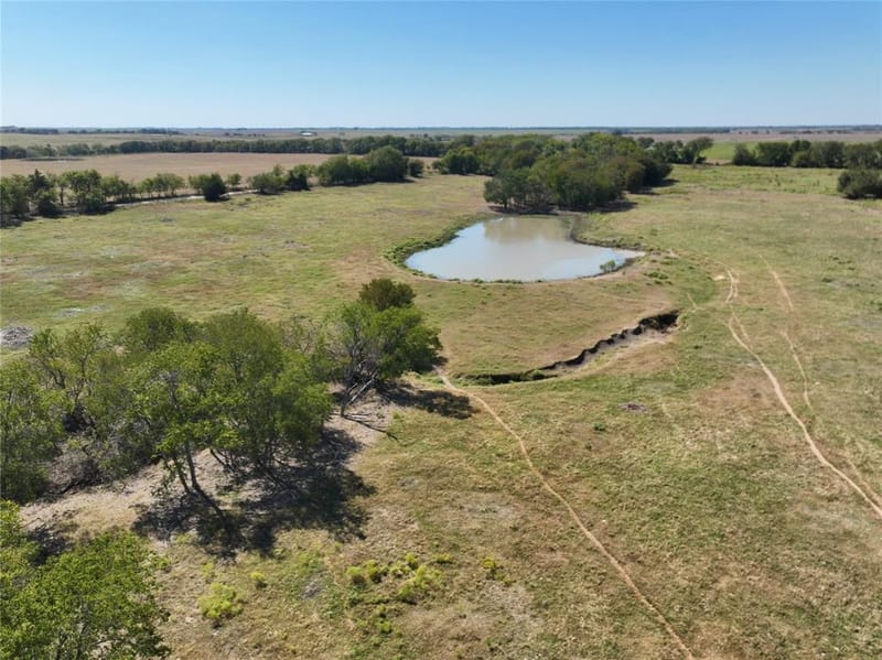 329 Lowell Road, Milford TX 76670 - Photo 32