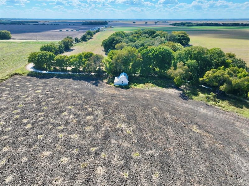 329 Lowell Road, Milford TX 76670 - Photo 28