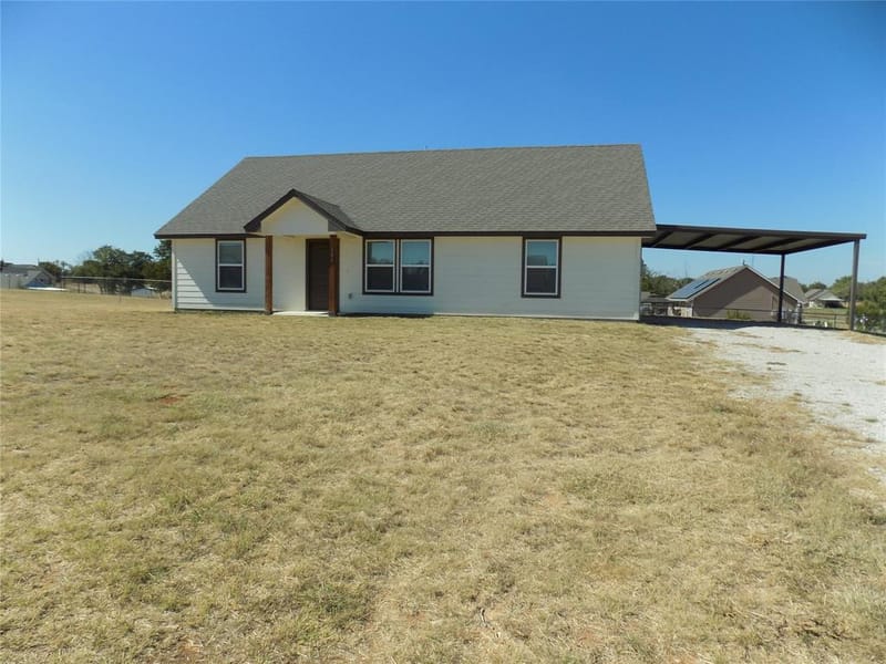506 Pecan Tree Court, Poolville TX 76487