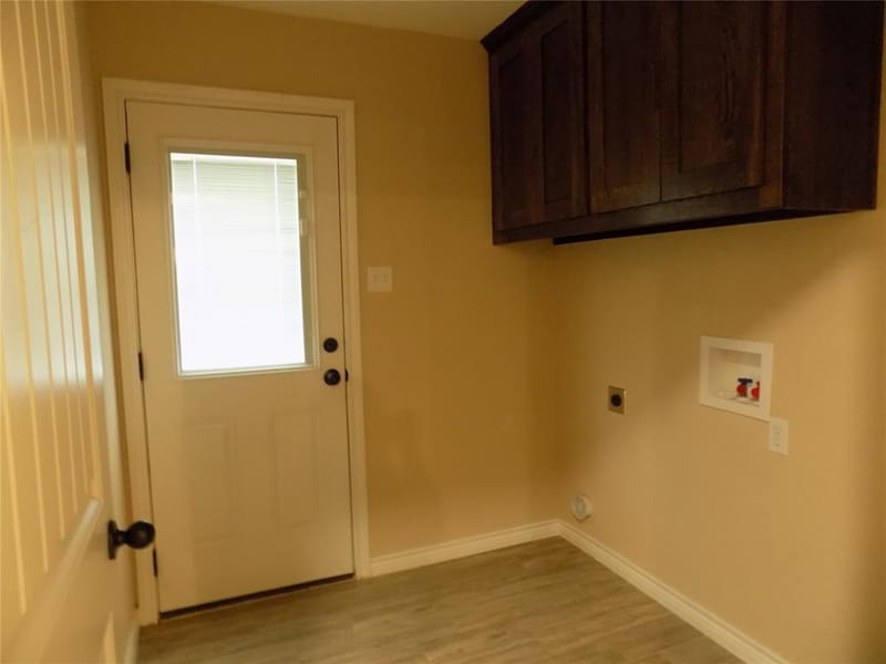 506 Pecan Tree Court, Poolville TX 76487 - Photo 9