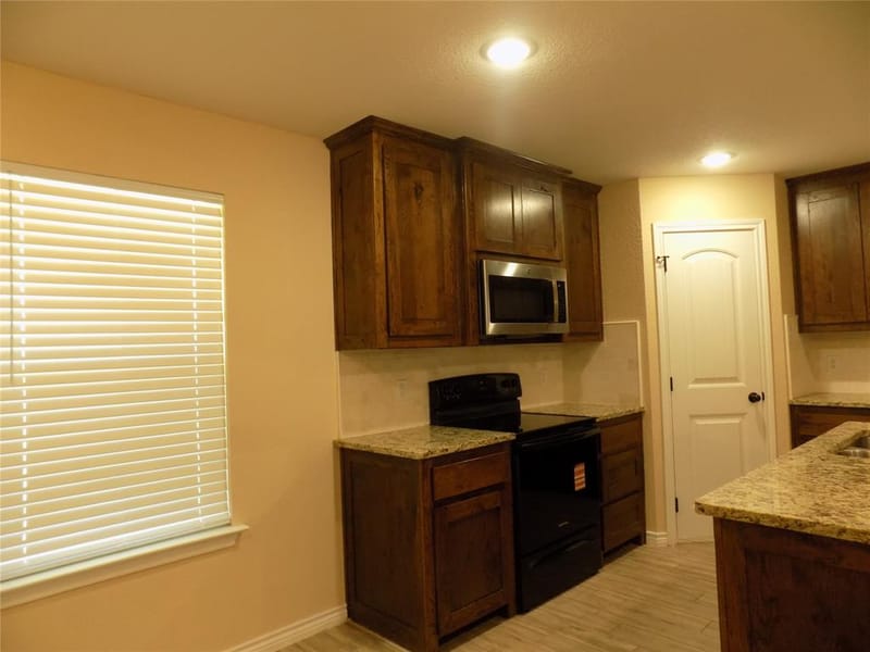 506 Pecan Tree Court, Poolville TX 76487 - Photo 15