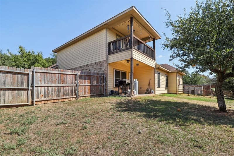 1203 Pala Dura Court, Granbury TX 76048 - Photo 9