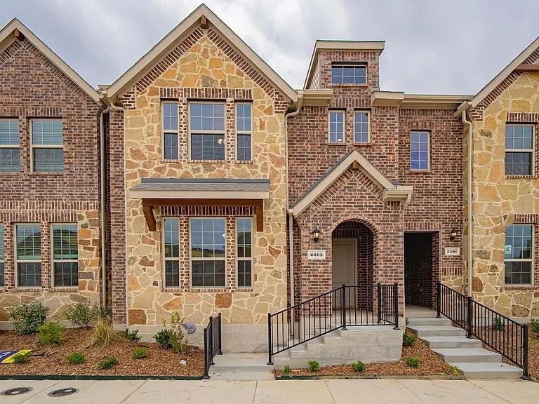 2145 Steer Creek Place, Mesquite TX 75149 - Photo 2