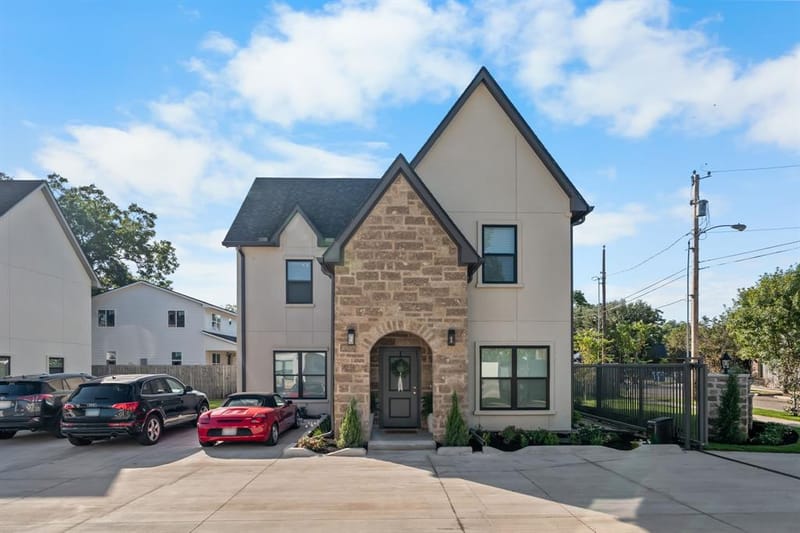 2700 S 2nd # A, Waco TX 76706