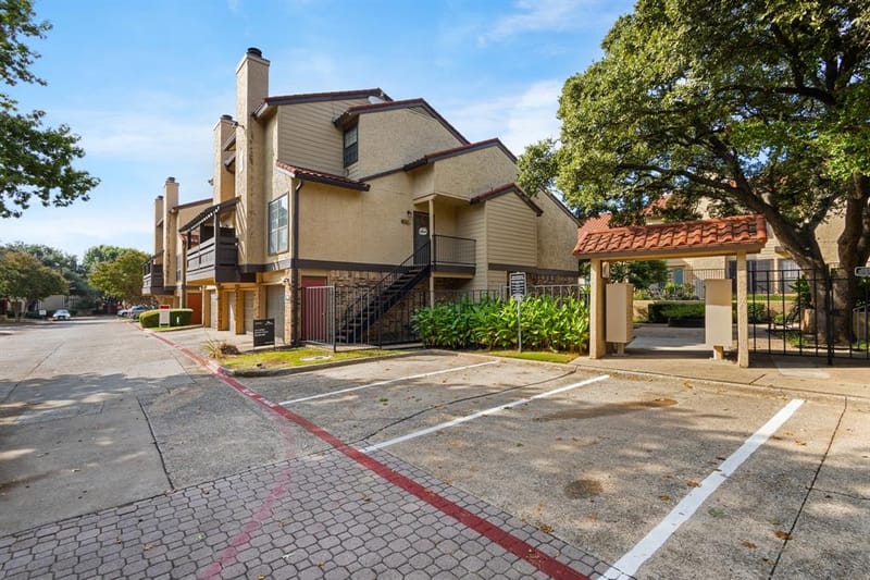 4130 Proton Drive # 6D, Addison TX 75001 - Photo 3