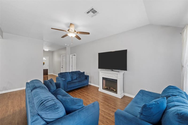 1206 Spring Street, Waco TX 76704 - Photo 8