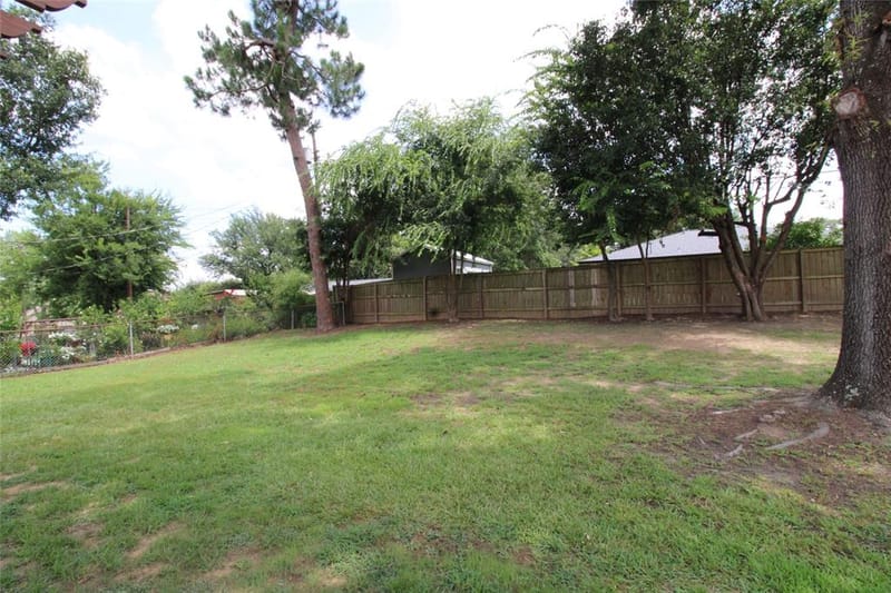 818 E Clinton, Athens TX 75751 - Photo 24