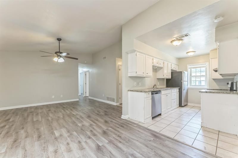 5921 Sea Breeze Lane, Fort Worth TX 76135 - Photo 8