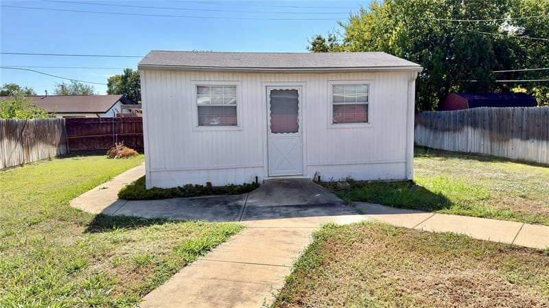 2510 Dewitt Street, Irving TX 75062 - Photo 16