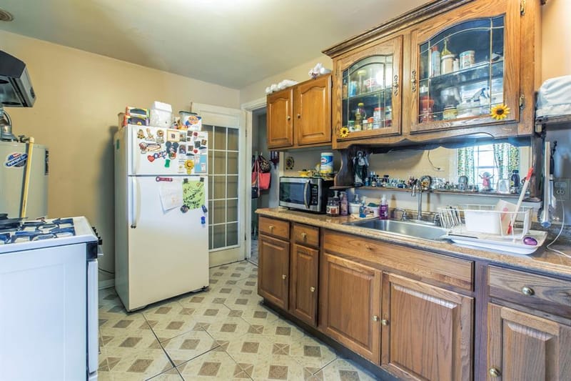 2101 Pine Avenue, Waco TX 76708 - Photo 6
