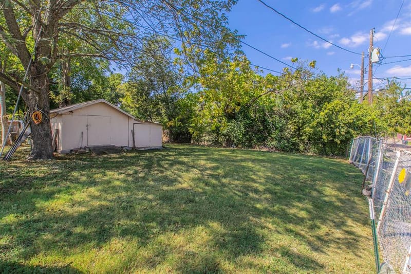 2101 Pine Avenue, Waco TX 76708 - Photo 26