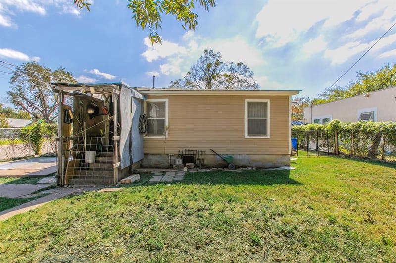 2101 Pine Avenue, Waco TX 76708 - Photo 24