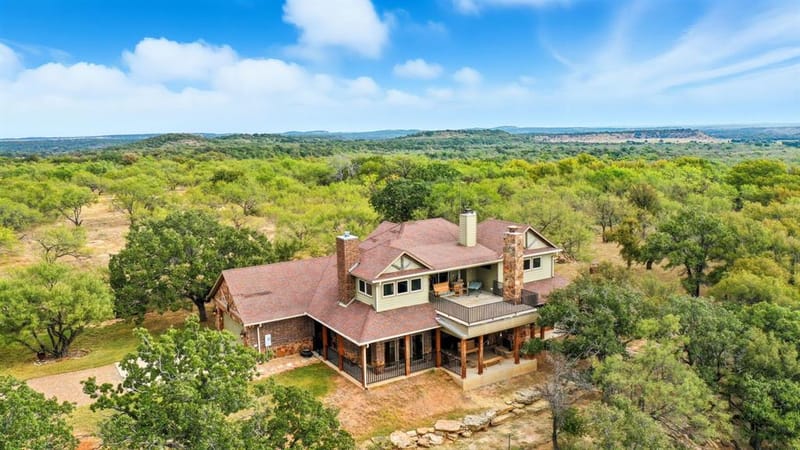 735 Gresham Lane, Jacksboro TX 76458 - Photo 3