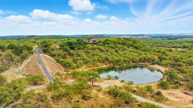 735 Gresham Lane, Jacksboro TX 76458 - Photo 32