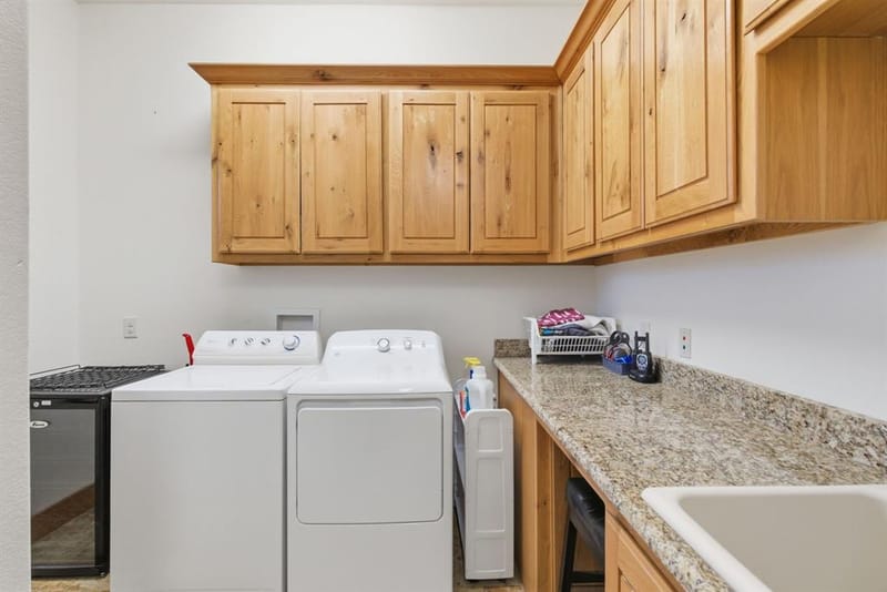 735 Gresham Lane, Jacksboro TX 76458 - Photo 24