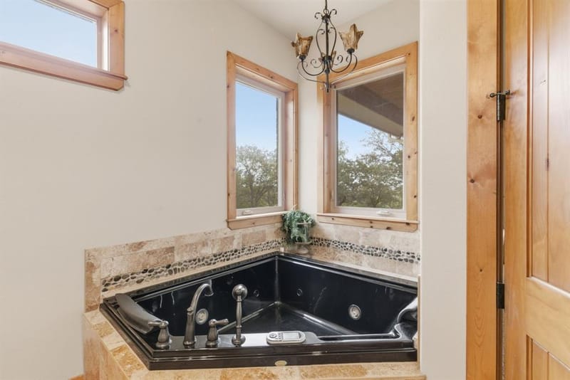 735 Gresham Lane, Jacksboro TX 76458 - Photo 15