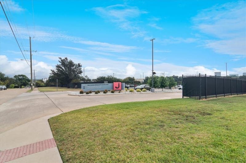 11118 Valleydale Drive # A, Dallas TX 75230 - Photo 15