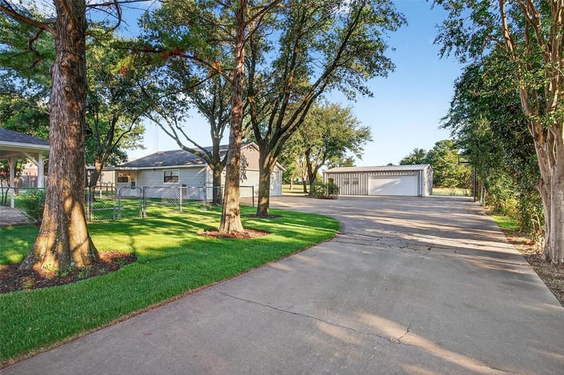 27019 State Highway 56, Whitesboro TX 76273 - Photo 5