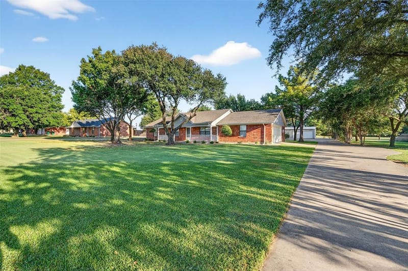 27019 State Highway 56, Whitesboro TX 76273 - Photo 21