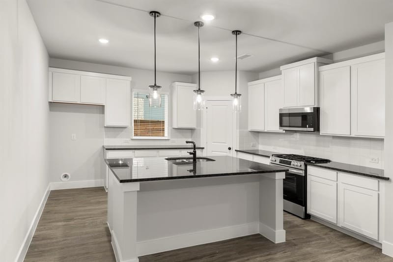 1921 Sapphire Run, Mesquite TX 75181 - Photo 6