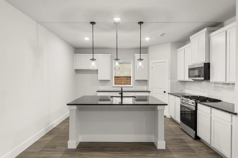 1921 Sapphire Run, Mesquite TX 75181 - Photo 5