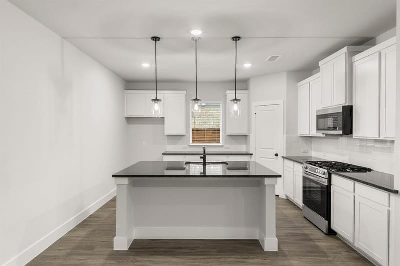 1921 Sapphire Run, Mesquite TX 75181 - Photo 10